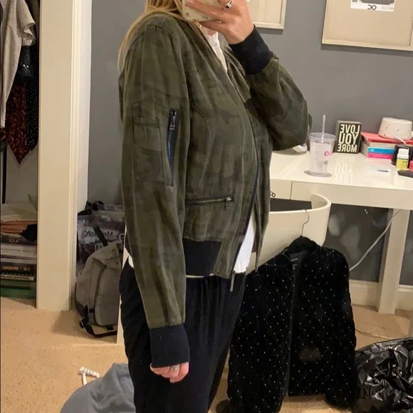 Sanctuary Camouflage Lightweight Bomber Jacket - Picture 3 of 8